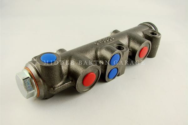 TWIN CYLINDER MASTER CYLINDER - 600